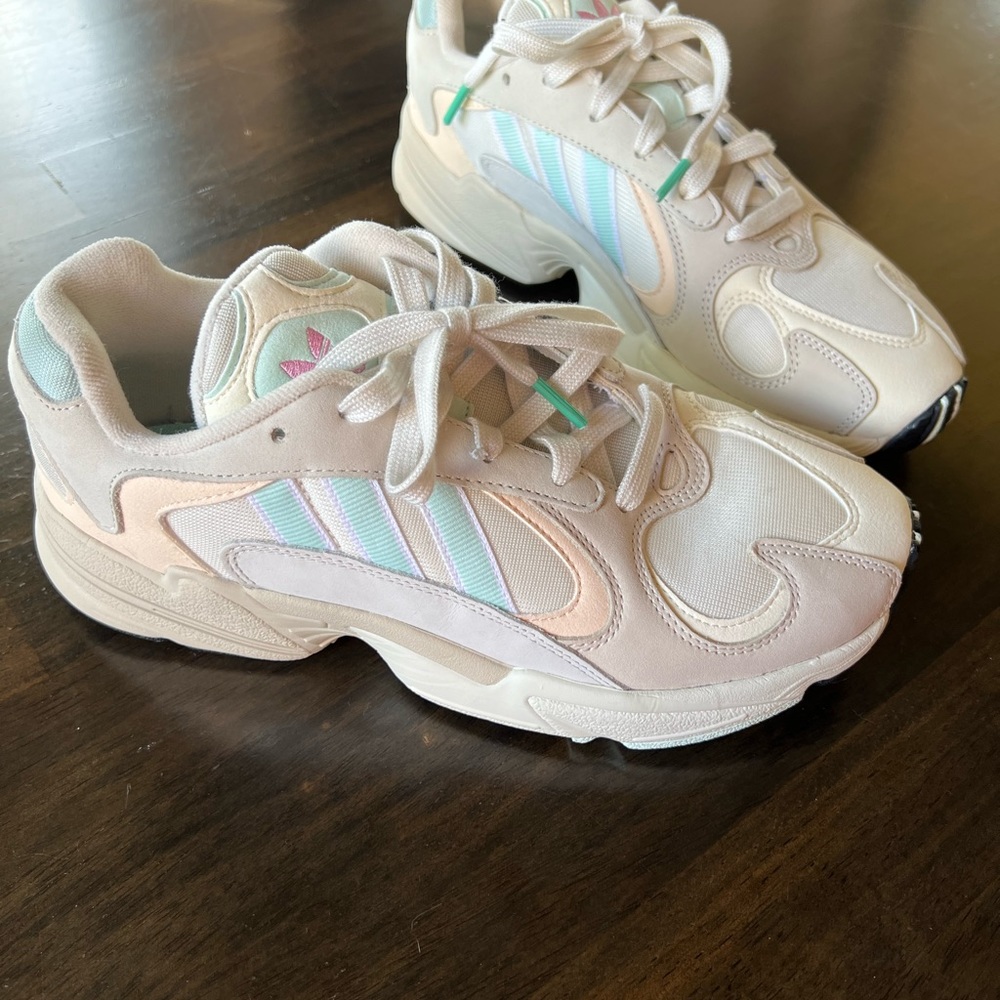 Yung-1 Off White Mint and Cream Men’s shoe